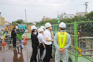 Meeting and field trip were held in Toyama City