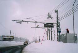 冬期路面状況と道路機能に関する定点観測所設置