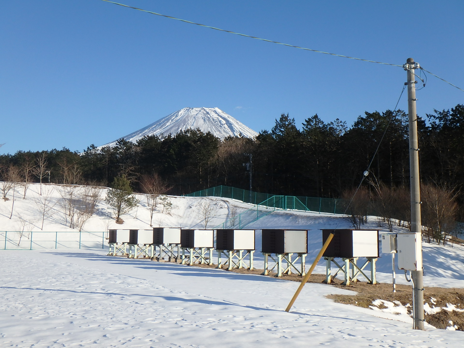 朝霧屋外暴露場