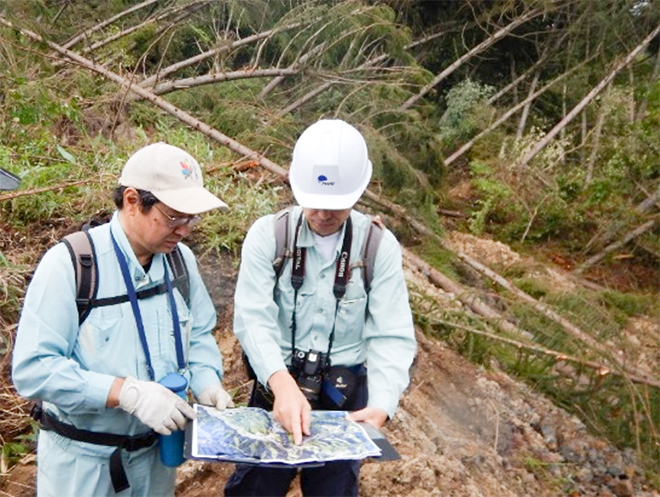 石井上席（火山・土石流）らを北海道厚真町の土砂崩れの現場に派遣しました